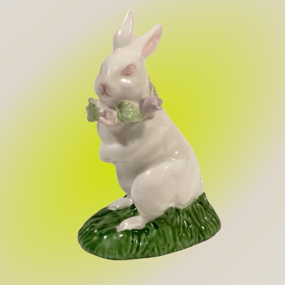 Vintage White Ceramic Rabbit Bunny Figurine Sitting Grass Flowers